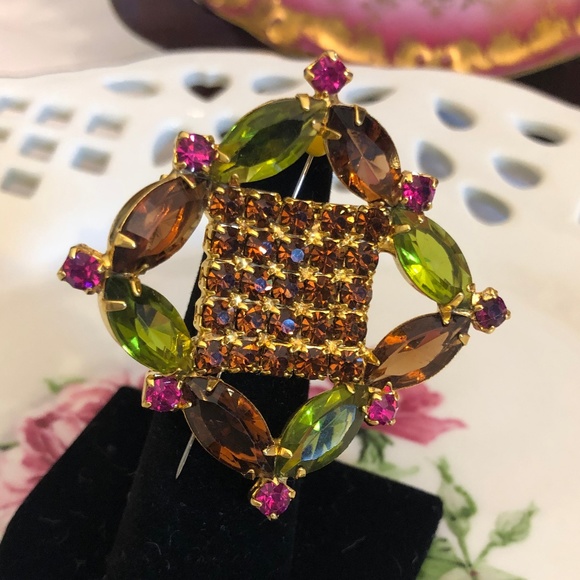 Jewelry - Vintage Green and Pink‎ Rhinestone Brooch